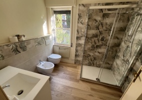 Via Trieste, Firenze, Firenze, 3 Stanze da Letto Stanze da Letto, 6 Stanze Stanze,2 BathroomsBathrooms,Appartamento,Affitto,Via Trieste,1635